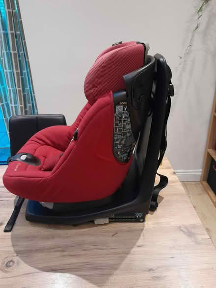 Photo of free Child car seat Maxi Cosi (Frampton Cotterell) #2