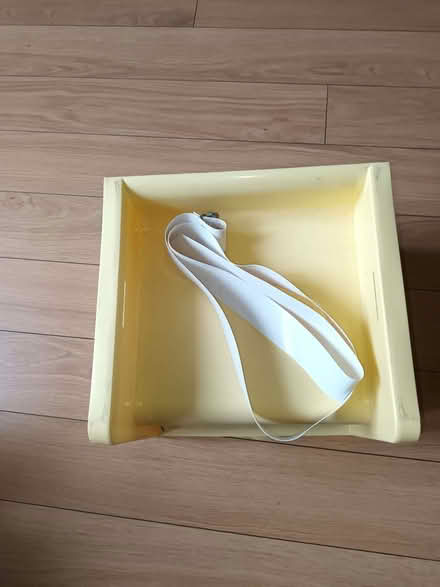 Photo of free Booster seat (Willey Green GU3) #2