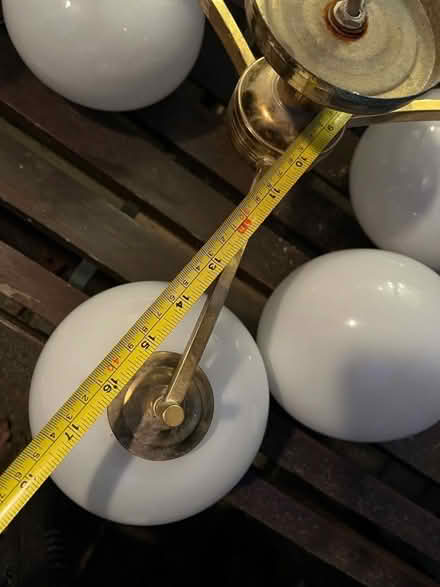 Photo of free 2x globe chandelier lights (Anerley SE19) #4
