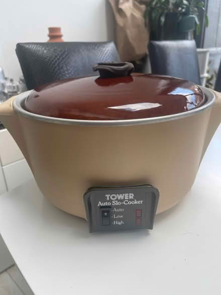 Photo of free TOWER SLOW 3.5litre COOKER BASE AND COVER (Woodford IG8) #1