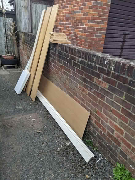 Photo of free Various shelving units (New Marston OX3) #2
