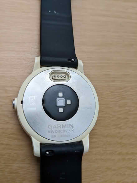 Photo of free Garmin vivoactive 3 smartwatch (Wansdworth SW18) #2