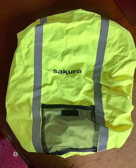 Photo of free High-Vis rucksack cover. (Gleadless S12) #1