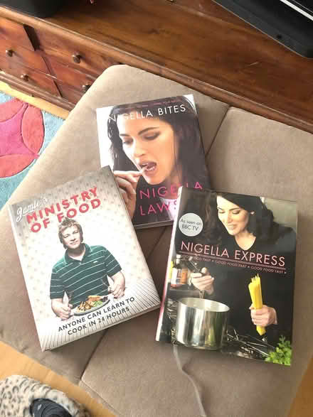 Photo of free chef cookbooks (Hempstead) #1