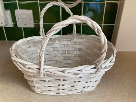 Photo of free Basket (Purley on Thames RG31) #1