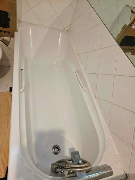 Photo of free Standard bath tub (Church RG2) #1
