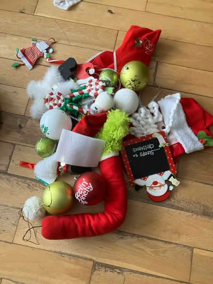 Photo of free Christmas decorations (Dagenham RM10) #2