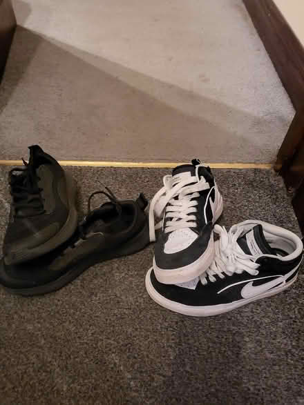 Photo of free Size 7 trainers (BS9) #3