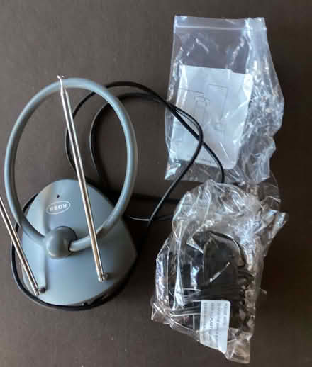 Photo of free Indoor TV Aerial (GU14) #1