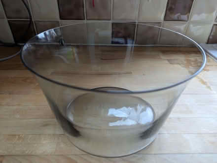 Photo of free Glass bowl (Brampton PE28) #1
