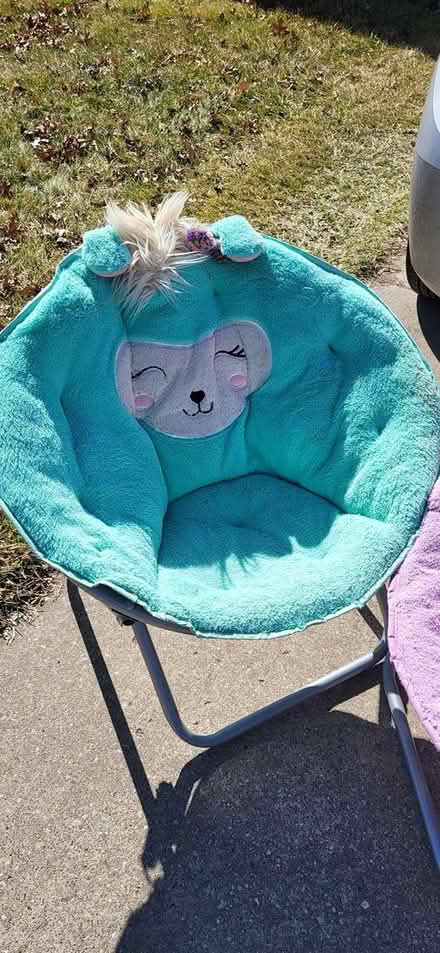 Photo of free 2 saucer style chairs (Redford 7 mile and Inkster) #1