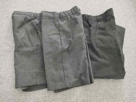 Photo of free School shorts and trousers 6-7/7-8 (Netherton) #1