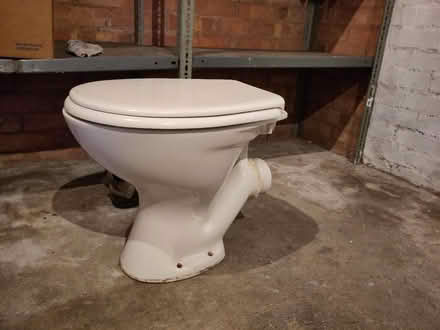 Photo of free Armitage Shanks toilet pan and seat (Hereford HR1) #1