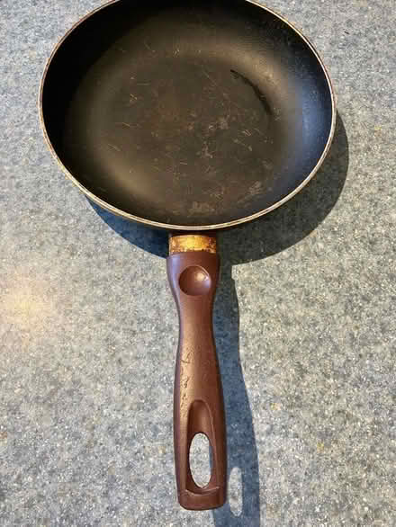 Photo of free Frying pan (Newport Pagnell MK16) #1