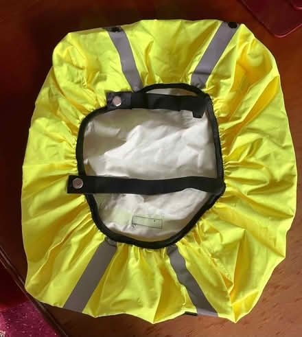 Photo of free High-Vis rucksack cover. (Gleadless S12) #2