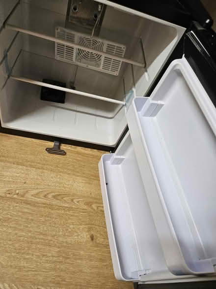 Photo of free Non working fridge (SE15) #2