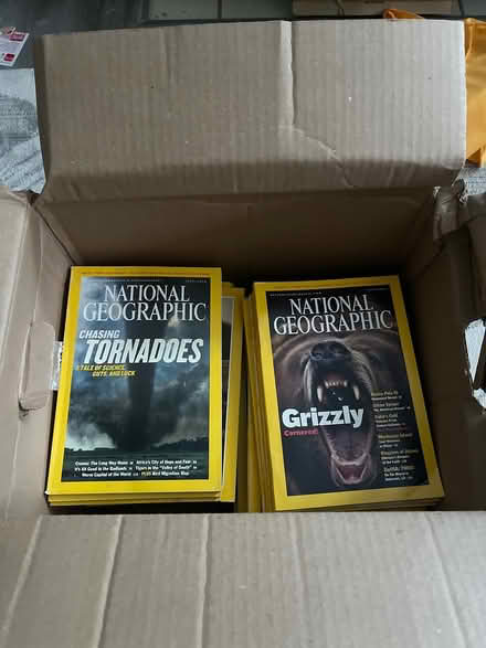 Photo of free National Geographic magazines (Mountain View San Antonio) #1