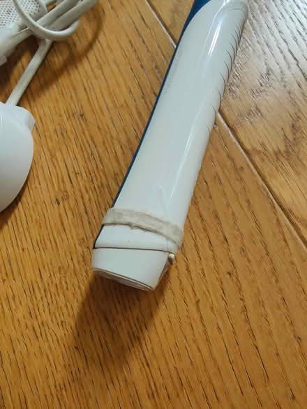 Photo of free Oral-B Electric Toothbrush (White City, W12) #2