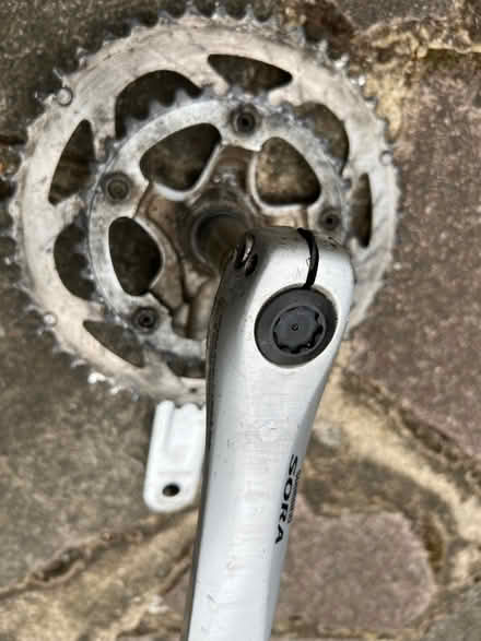 Photo of free Shimano Sora crankset (Ruislip UB10) #2