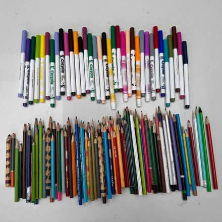 Photo of free Colouring pencils and felt tip pens (New Malden KT3) #1