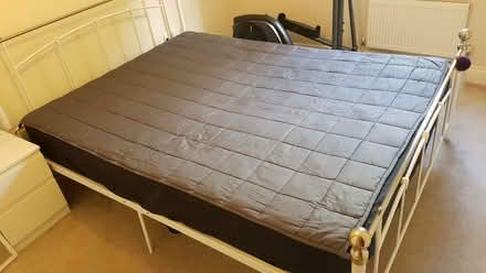 Photo of free Weighted Blanket 150 cm x 200 cm (Guildford GU1) #1