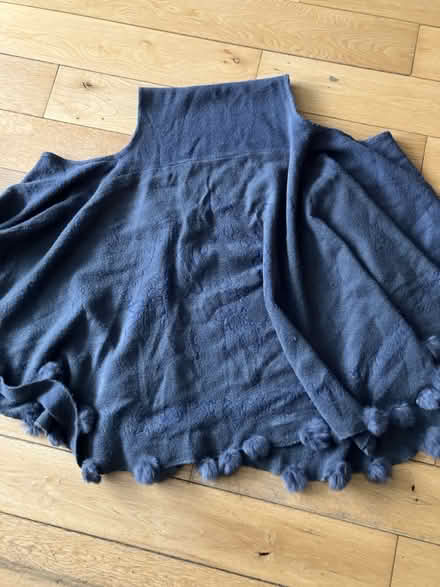 Photo of free Warm women’s tops (Dagenham RM10) #4