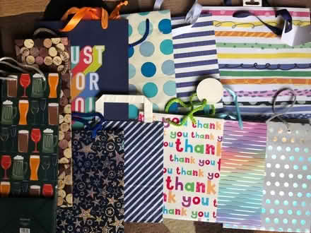 Photo of free Gift bags (Chesham HP5) #1