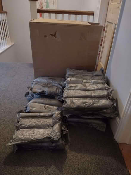 Photo of free Large box and packaging (IP4) #1