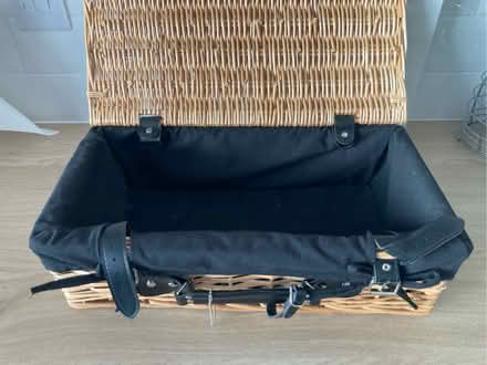 Photo of free Hamper Basket (Appleby-in-Westmorland CA16) #2