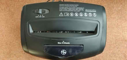 Photo of free Pro Action 10 sheet Shredder (Johnstone PA5) #1