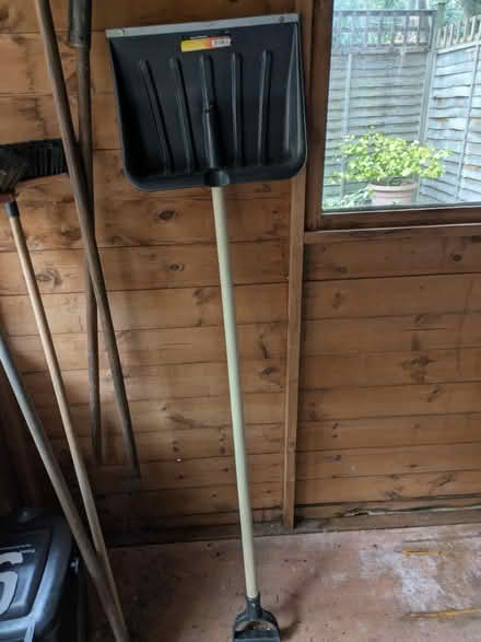 Photo of free Large Shovel (Ascot) #1