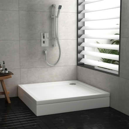 Photo of shower base (Stretford M32) #1