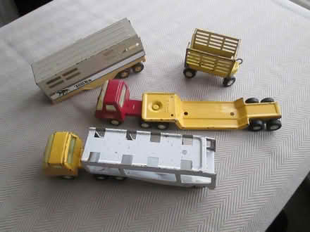 Photo of free Tonka artics and trailers (Southend SS2) #1
