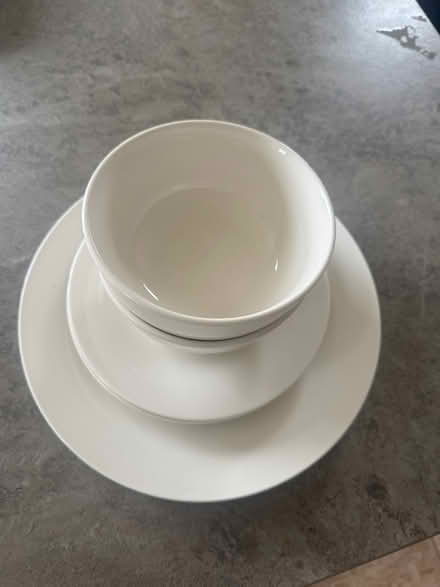 Photo of free Crockery set (Hitchin (South)) #2