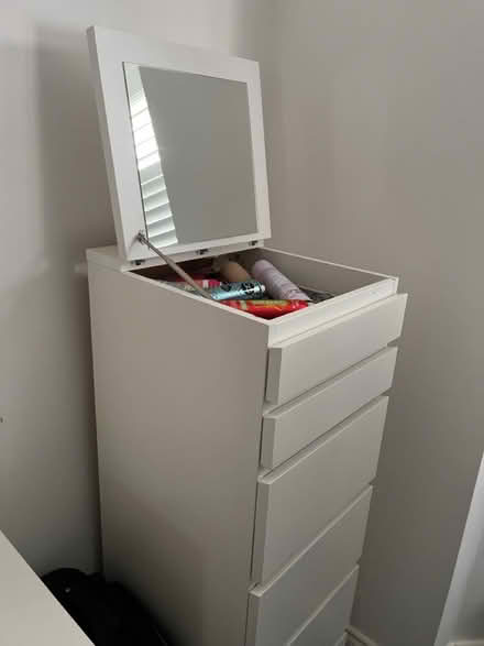 Photo of free Ikea malm tall set of drawers (Br2 Shortlands) #1
