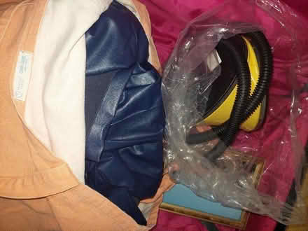 Photo of free Inflatable double matress and pump (Leicester LE1) #1