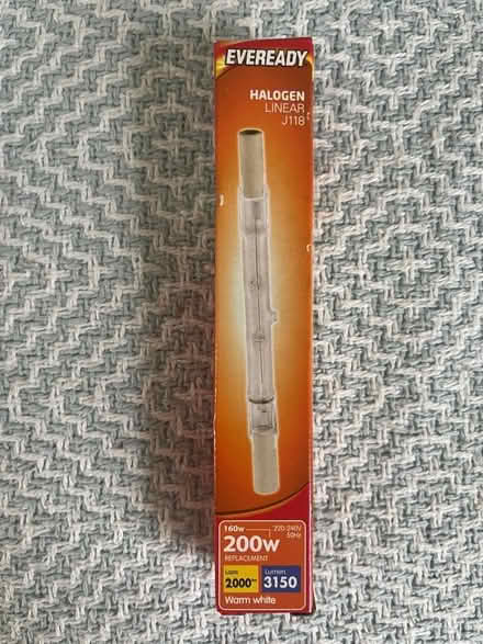 Photo of free x7 halogen light bulbs (RG9 Henley) #2