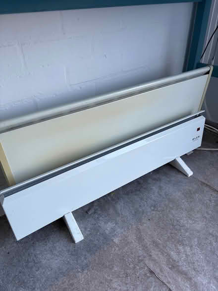 Photo of free 2 x electric heater (Doncaster DN1) #1