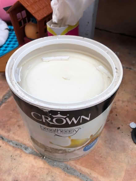 Photo of free Various paint (DA12) #1