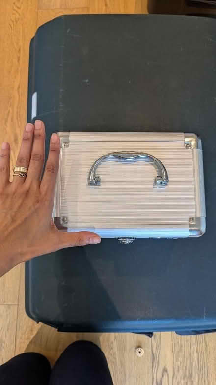 Photo of free Metal vanity case (Finsbury Park N7) #3