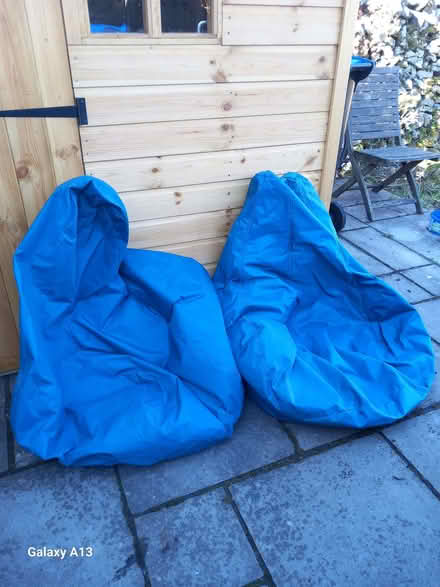 Photo of free 2 x wipe clean bean bags/bean bag chairs (Middleton DE4) #1