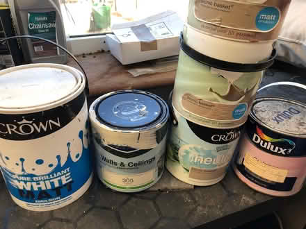 Photo of free Various paint (DA12) #2