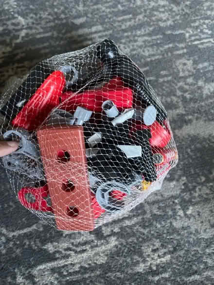 Photo of free Child diy set (Tooting Broadway SW17) #3