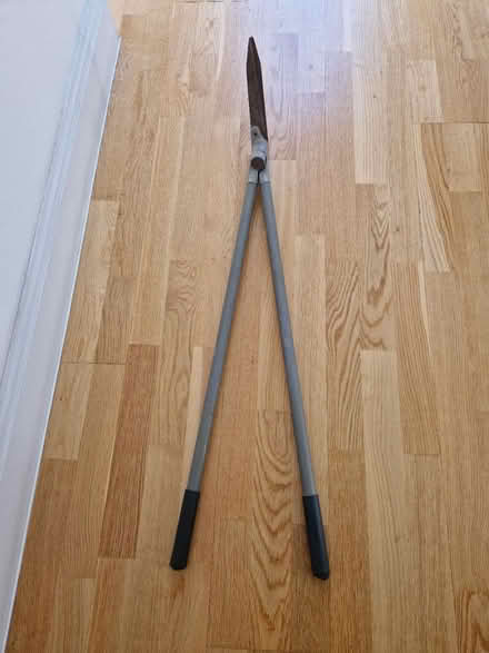 Photo of free Garden shears (SE1) #1
