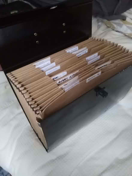 Photo of free Box file (Jennyfield HG3) #2