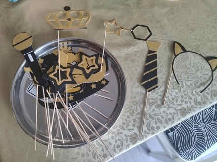 Photo of free Party photo booth props (Woodley RG6) #1