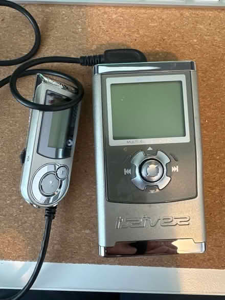 Photo of free Iriver ihp-120 mp3 player, fm radio recorder (Bents Green S11) #1