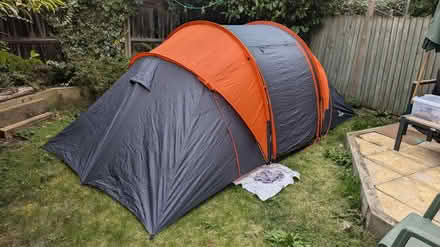 Photo of free 4 man Halfords tent (TW9) #3