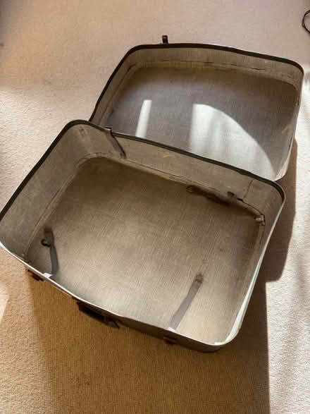 Photo of free Old suitcase from 70s (Alexandra Palace N22) #2