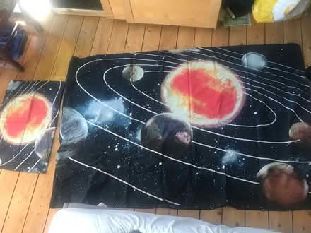 Photo of free Single bed duvet cover set (E11 Leytonstone) #1